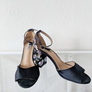 Steve Madden Floral Block Heel Sandals